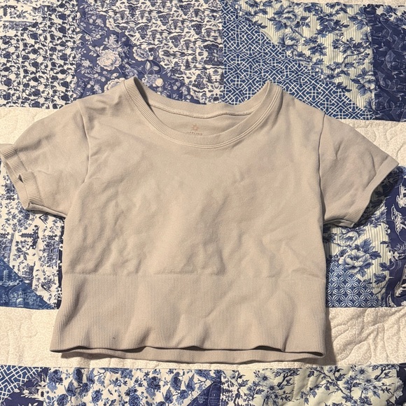 Aerie Light Gray Crop Top - Picture 1 of 3